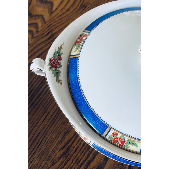 Allertons Ltd. Covered Casserole, English  Bone China, ALL5, Blue Band, Floral - Picture 4 of 10